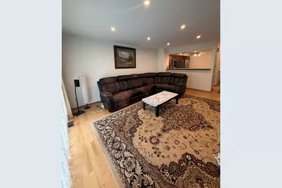 1910 Grove Avenue, Schaumburg, IL 60193 - Photo 7