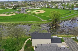 39 Freesia Dr, Romeoville, IL 60446 - Photo 5
