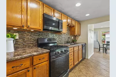 128 Wilson Avenue, Machesney Park, IL 61115 - Photo 9