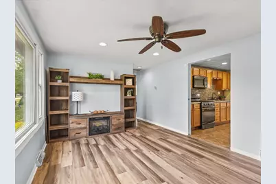 128 Wilson Avenue, Machesney Park, IL 61115 - Photo 5