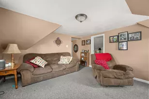 732 Park Ave, Sycamore, IL 60178 - Photo 17