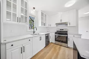 5359 S Nordica Ave, Chicago, IL 60638 - Photo 3