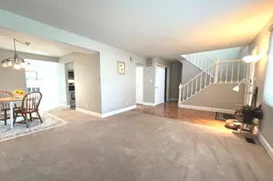 1669 Cape Breton Ct, Hoffman Estates, IL 60192 - Photo 3
