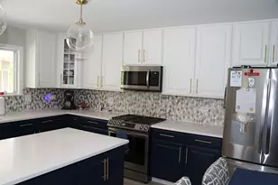 1000 Butterfield Cir E, Shorewood, IL 60404 - Photo 9