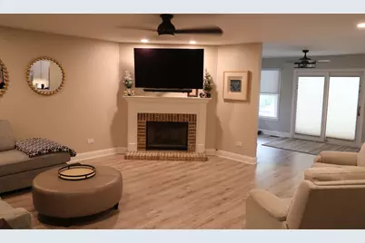 1000 Butterfield Circle E, Shorewood, IL 60404 - Photo 15