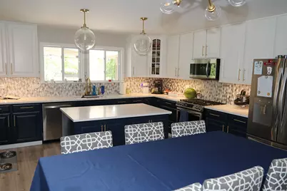 1000 Butterfield Circle E, Shorewood, IL 60404 - Photo 5