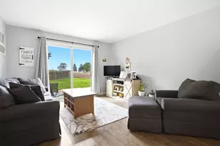 1457 Anthony Ln, Sandwich, IL 60548 - Photo 5