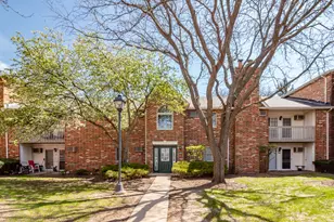 4303 W Shamrock Ln, McHenry, IL 60050 - Photo 1