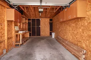 4303 W Shamrock Ln, McHenry, IL 60050 - Photo 21