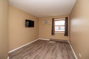 4303 W Shamrock Ln, McHenry, IL 60050 - Photo 13