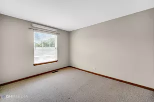 217 Wimbledon Pl, Bloomingdale, IL 60108 - Photo 27