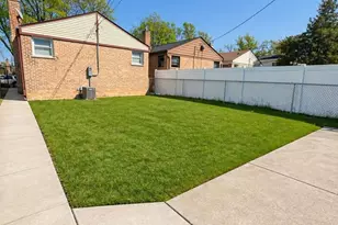 4540 S Leclaire Ave, Chicago, IL 60638 - Photo 15