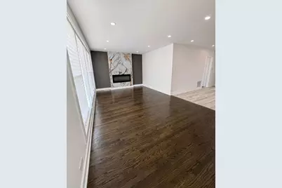 4540 S Leclaire Avenue, Chicago, IL 60638 - Photo 3