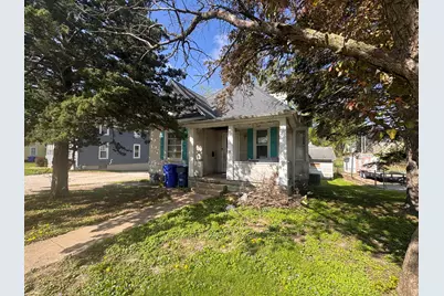 109 S Lakeview Avenue, Kewanee, IL 61443 - Photo 1