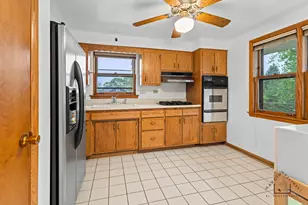 5440 W Windsor Ave, Chicago, IL 60630 - Photo 3