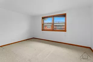 5440 W Windsor Ave, Chicago, IL 60630 - Photo 11