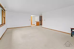 5440 W Windsor Ave, Chicago, IL 60630 - Photo 7