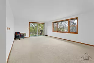 5440 W Windsor Ave, Chicago, IL 60630 - Photo 5