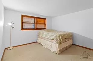 5440 W Windsor Ave, Chicago, IL 60630 - Photo 13