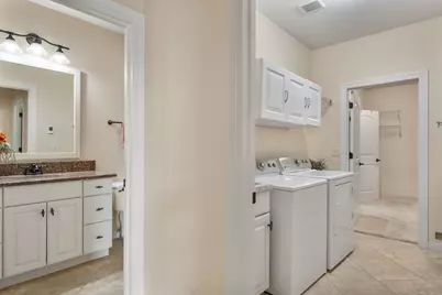 5310 Baraboo Court, Davenport, IA 52804 - Photo 33
