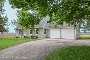 8994 Illinois Route 64, Sycamore, IL 60178 - Photo 3