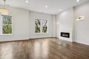2002 W Huron St, Chicago, IL 60612 - Photo 5
