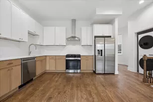 2002 W Huron St, Chicago, IL 60612 - Photo 9