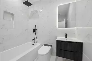 2002 W Huron St, Chicago, IL 60612 - Photo 15