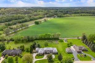 3N946 Babson Ln, Saint Charles, IL 60175 - Photo 5