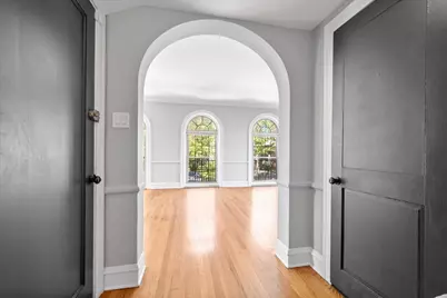 1414 Dobson Street #1, Evanston, IL 60202 - Photo 3