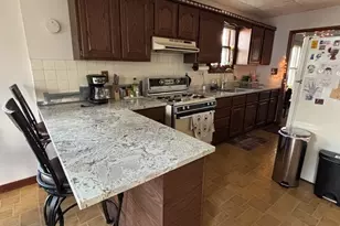 1018 Massena Ave, Waukegan, IL 60085 - Photo 9