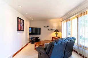 5149 S Sayre Ave, Chicago, IL 60638 - Photo 15