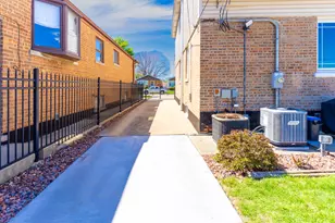 5149 S Sayre Ave, Chicago, IL 60638 - Photo 13