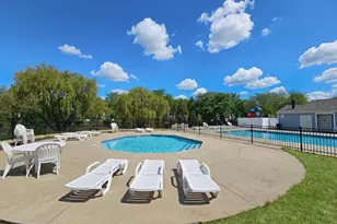 751 Dover Pl, Wheeling, IL 60090 - Photo 29