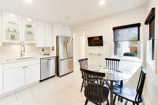7645 Kilbourn Ave, Skokie, IL 60076 - Photo 7