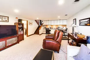 7645 Kilbourn Ave, Skokie, IL 60076 - Photo 17