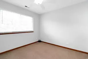 325 N Patriot Dr, Hainesville, IL 60030 - Photo 7