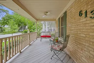 613 N Spring Ave, La Grange Park, IL 60526 - Photo 3