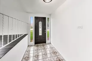 10128 Parke Ave, Oak Lawn, IL 60453 - Photo 5