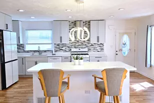 625 S 14th Ave, Maywood, IL 60153 - Photo 3
