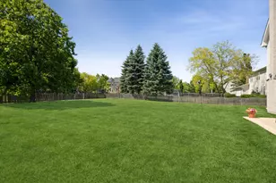 1616 Rolling Hills Dr, Crystal Lake, IL 60014 - Photo 39