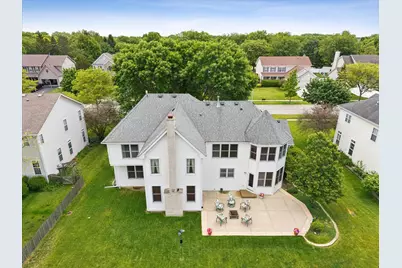 1616 Rolling Hills Drive, Crystal Lake, IL 60014 - Photo 43