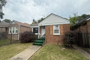 9761 S Ingleside Ave, Chicago, IL 60628 - Photo 1
