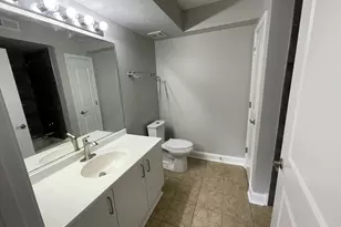 655 Perrie Dr, Elk Grove Village, IL 60007 - Photo 11
