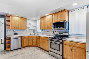 12633 Maple Ave, Blue Island, IL 60406 - Photo 7