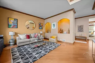858 Hathaway Ct, North Aurora, IL 60542 - Photo 5