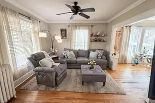 211 N Batavia Ave, Batavia, IL 60510 - Photo 5