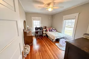 211 N Batavia Ave, Batavia, IL 60510 - Photo 13