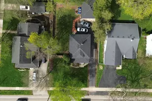 211 N Batavia Ave, Batavia, IL 60510 - Photo 3