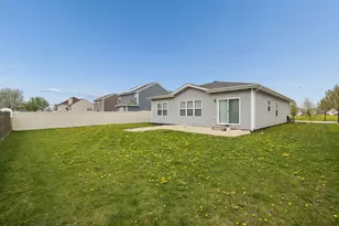408 Holland Dr, Joliet, IL 60436 - Photo 27
